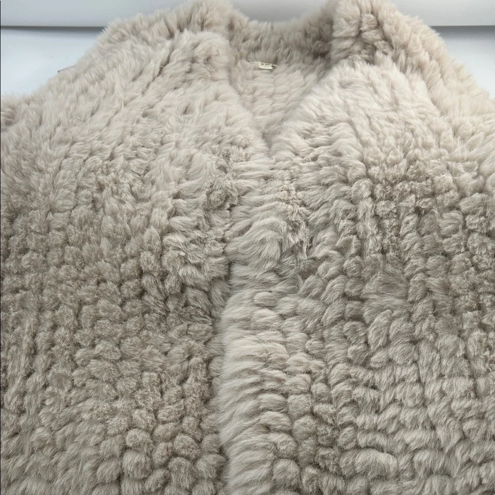 Miami Cream Faux Fur Vest